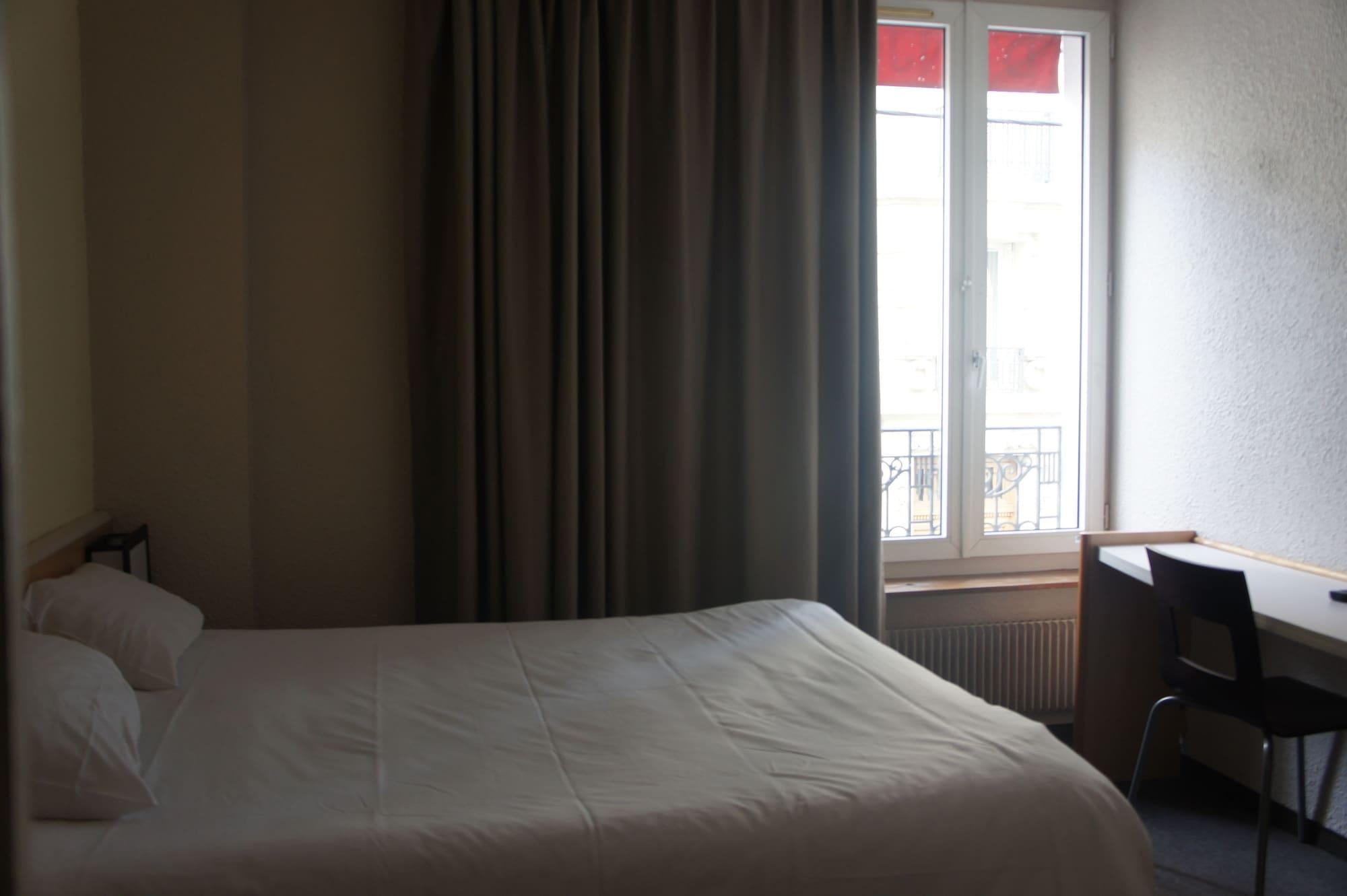 Hotel D'Anjou Леваллуа-Перре Екстер'єр фото